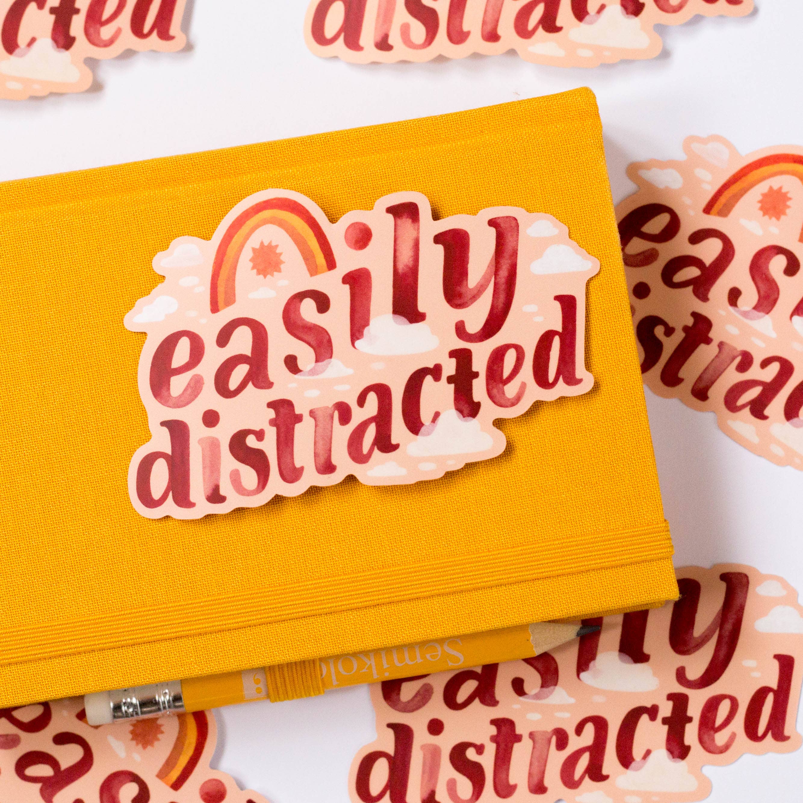 Autocollant en vinyle — Easily distracted